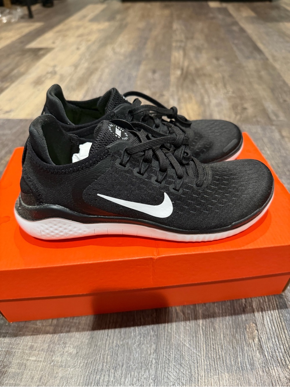 NIKE FREE RN - Picture 3 of 12